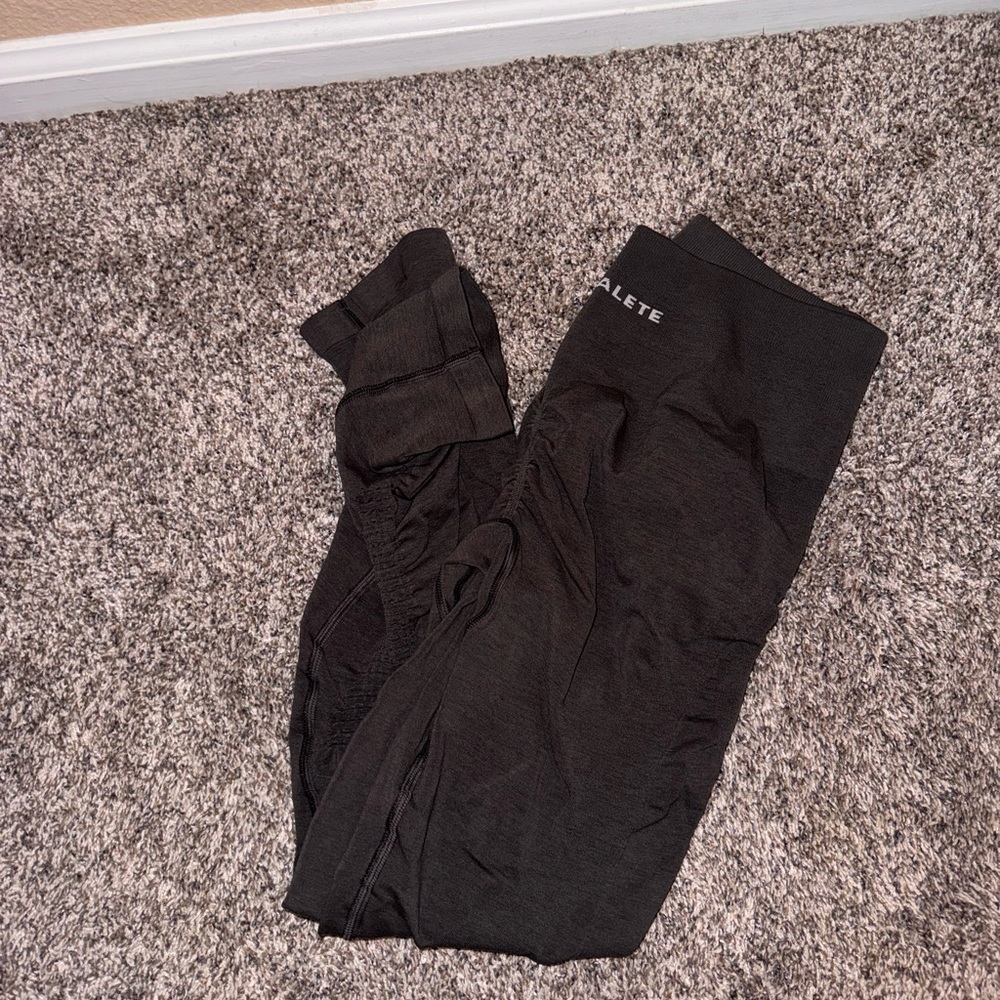Alphalete contour amplify